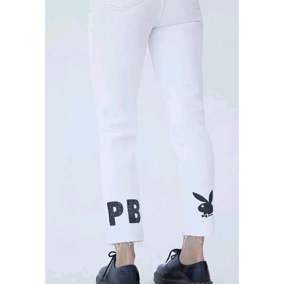 NWT Playboy High Waisted Cutout Pocket Jeans White Size 23 Logo Denim Pants - Picture 2 of 7